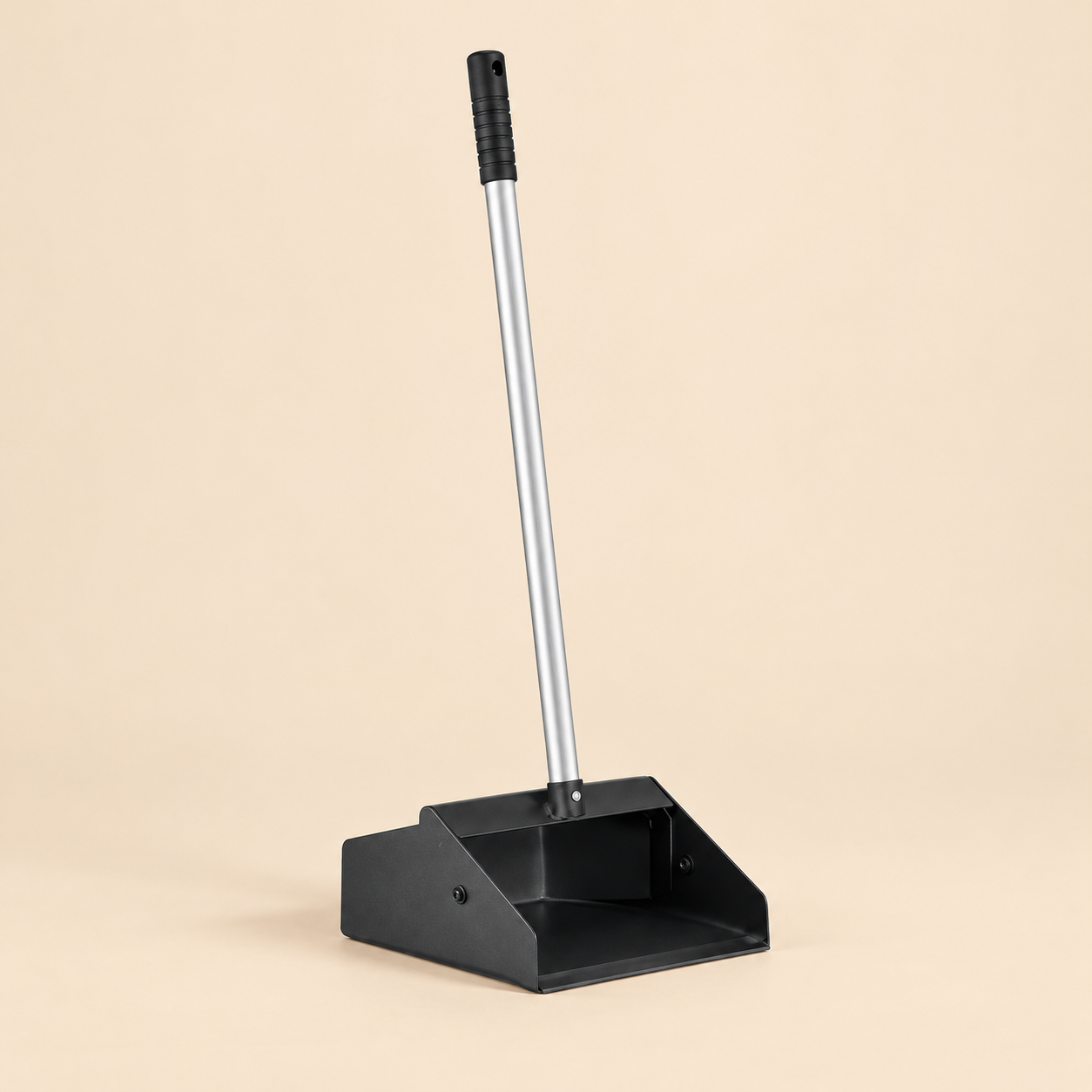 LOBBY DUST PAN WITH HANDLE - 37' — beige studio product photo