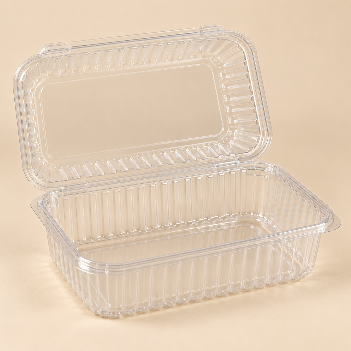 48oz R PET HINGED LID CONTAINER 200CT — beige studio product photo