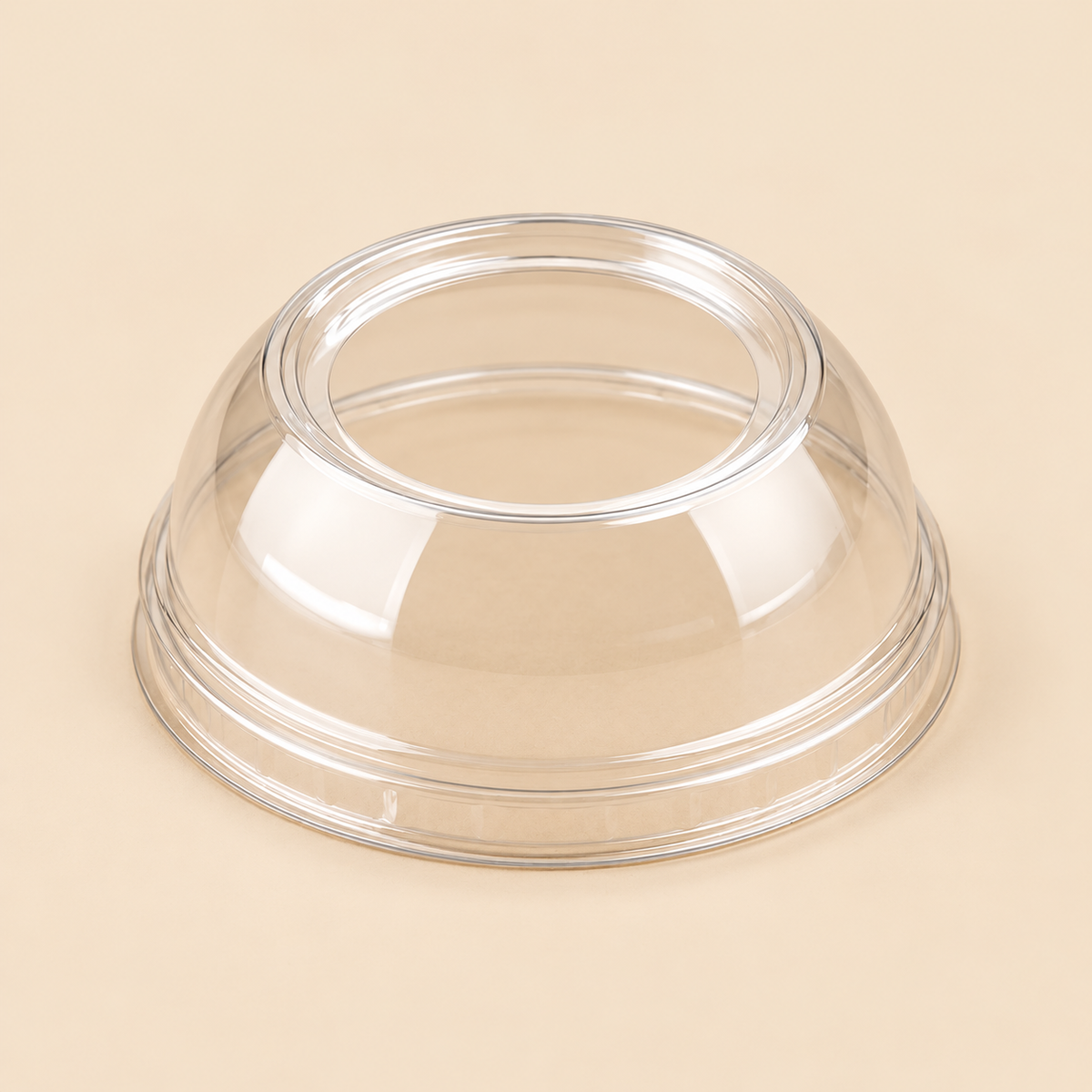 14-24oz  PET DOME LIDS NO HOLE 1000CT — beige studio product photo