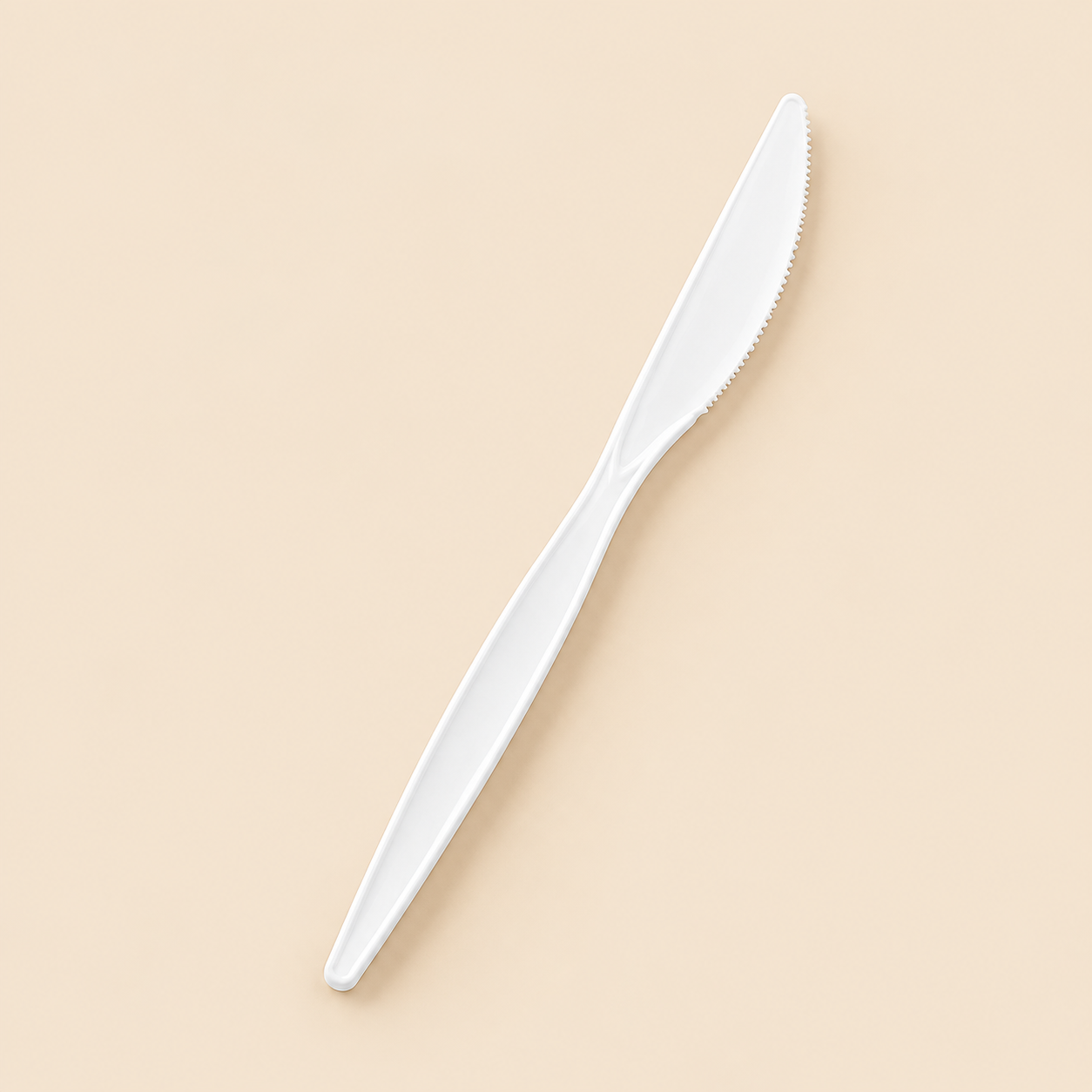KNIFE MEDIUM 1000CT(WHITE) — beige studio product photo